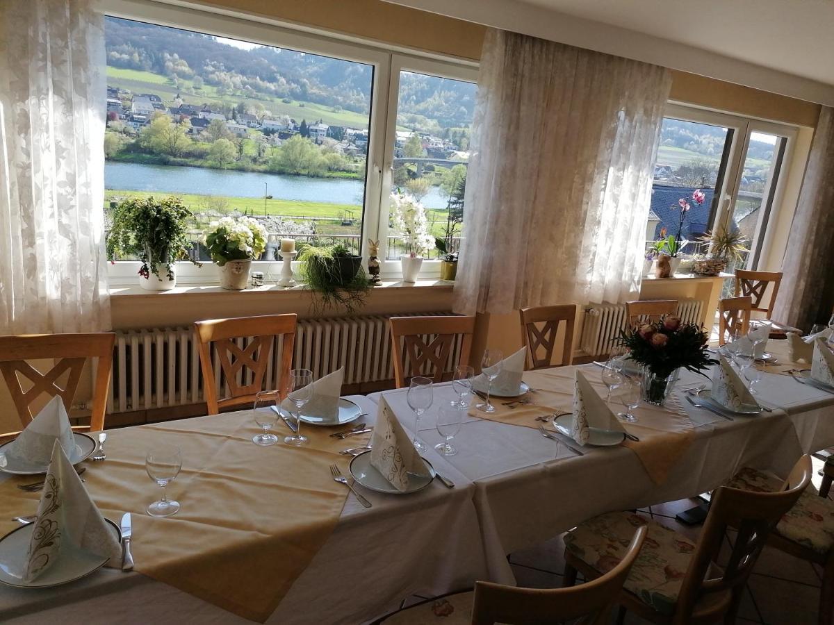 Wein Und Gastehaus Marlene Pohl 호텔 킨하임 외부 사진